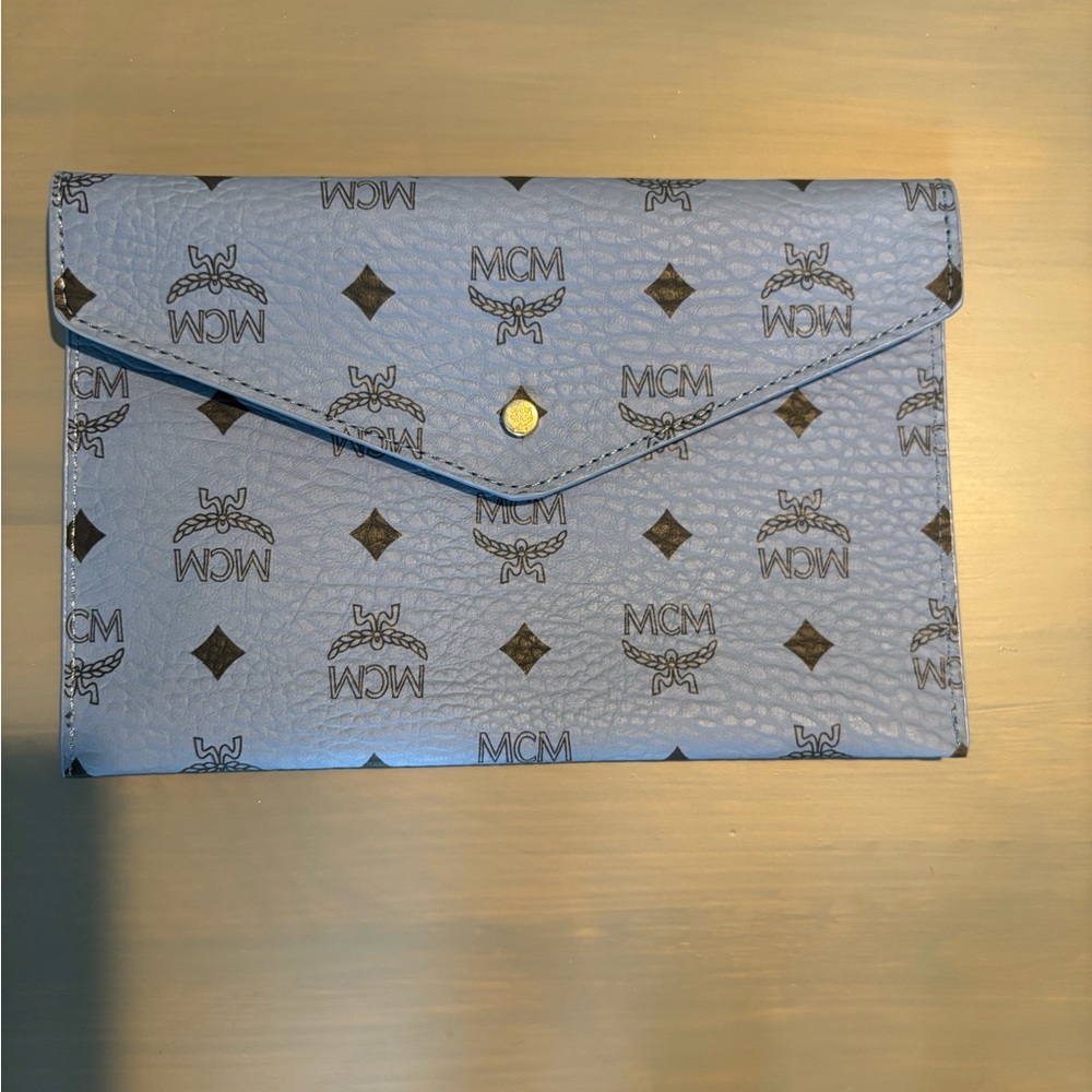 MCM Blue and Black Monogram Envelope Clutch GWP - Picture 5 of 6